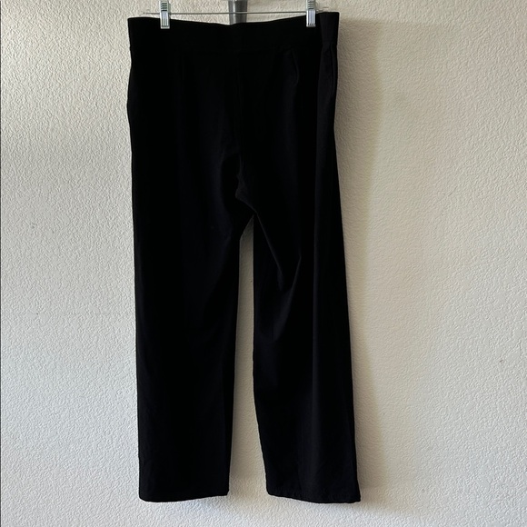 Eileen Fisher  Black Crepe Pants size Petite L - Picture 3 of 3